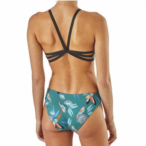 Patagonia Other - Patagonia nanogrip nireta swim bottoms NWT L